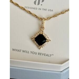 Bomb Party NK88377 The Bella Nova Necklace